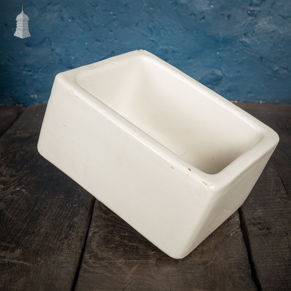 Small White Shanks School Science Lab Sink