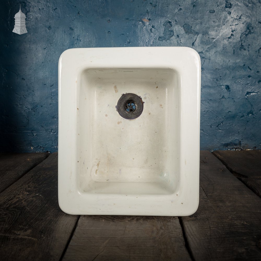 Small Southhook White School Science Lab Sink