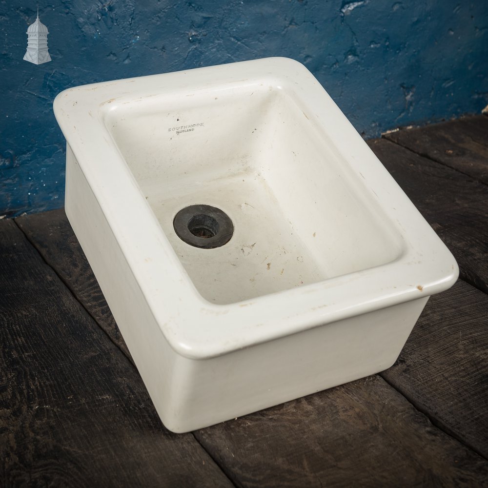 Small Southhook White School Science Lab Sink