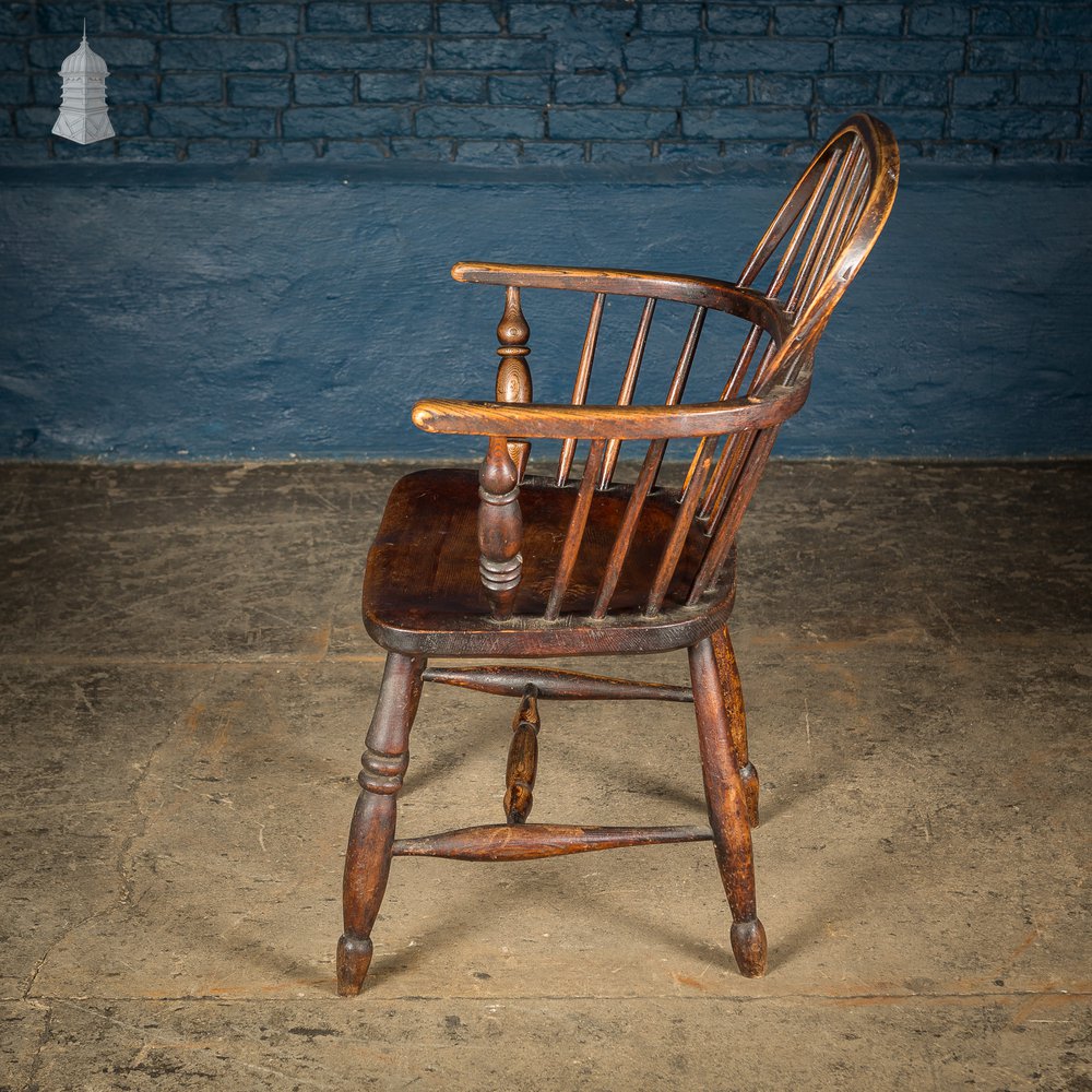 Georgian Windsor Stick Back Elm Chair