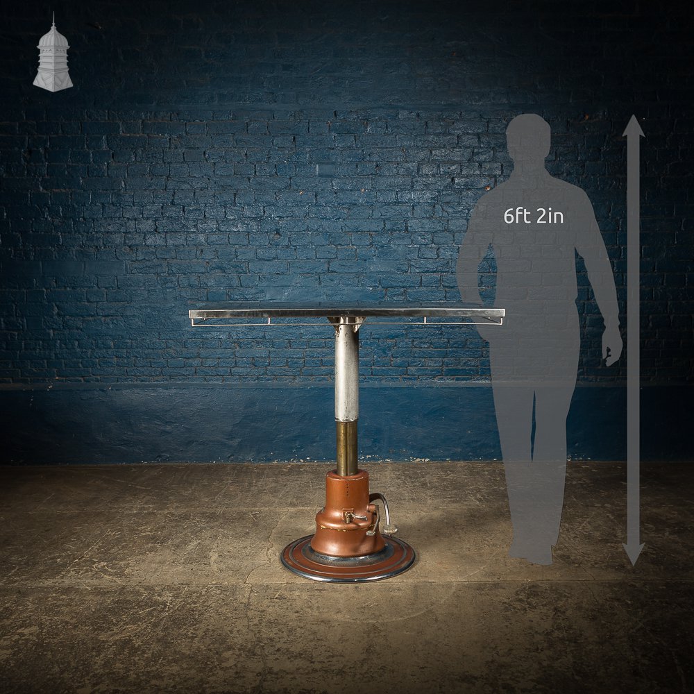 Hydraulically Adjustable Veterinary Table