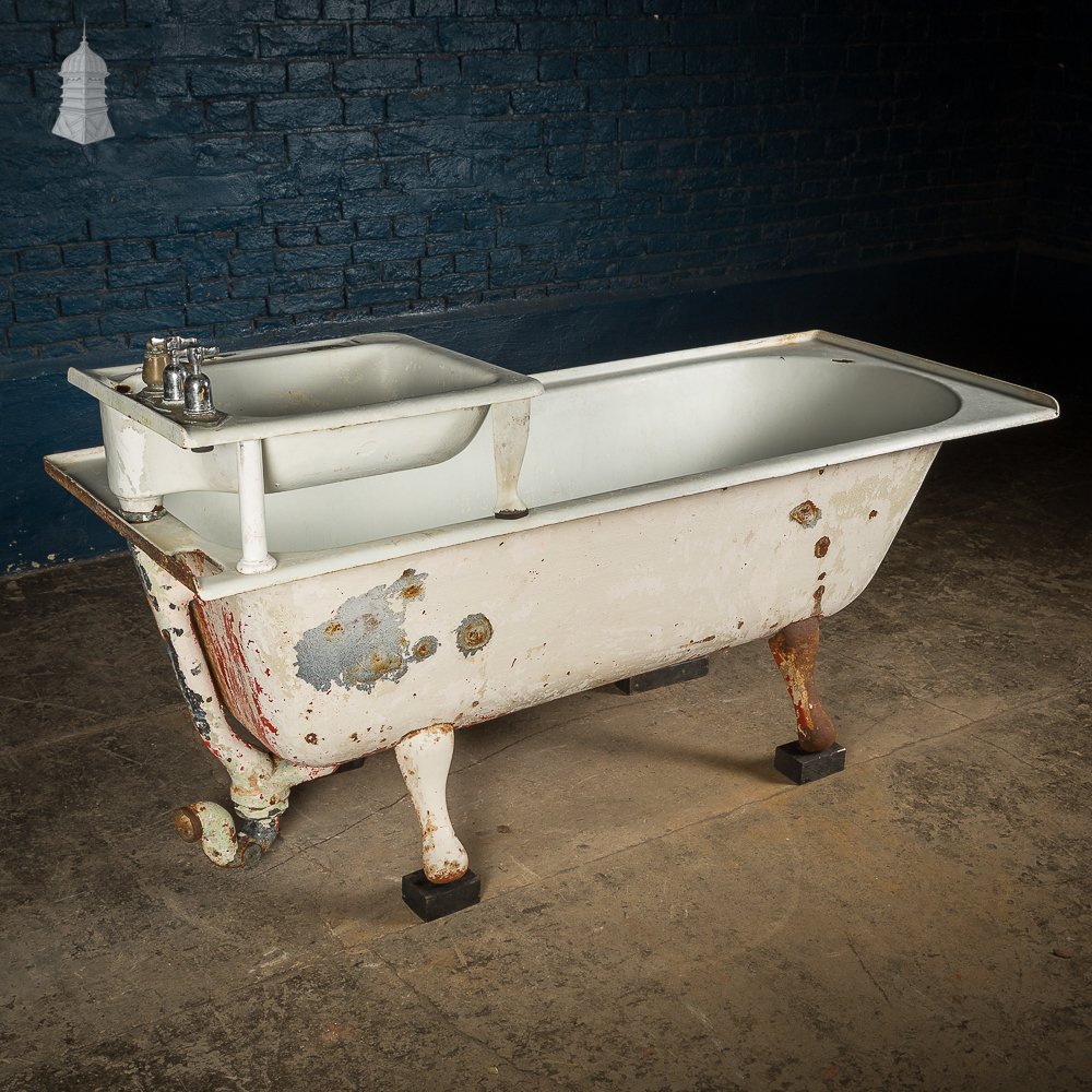 19th C Cast Iron Servants Bath with Integral Hand Basin