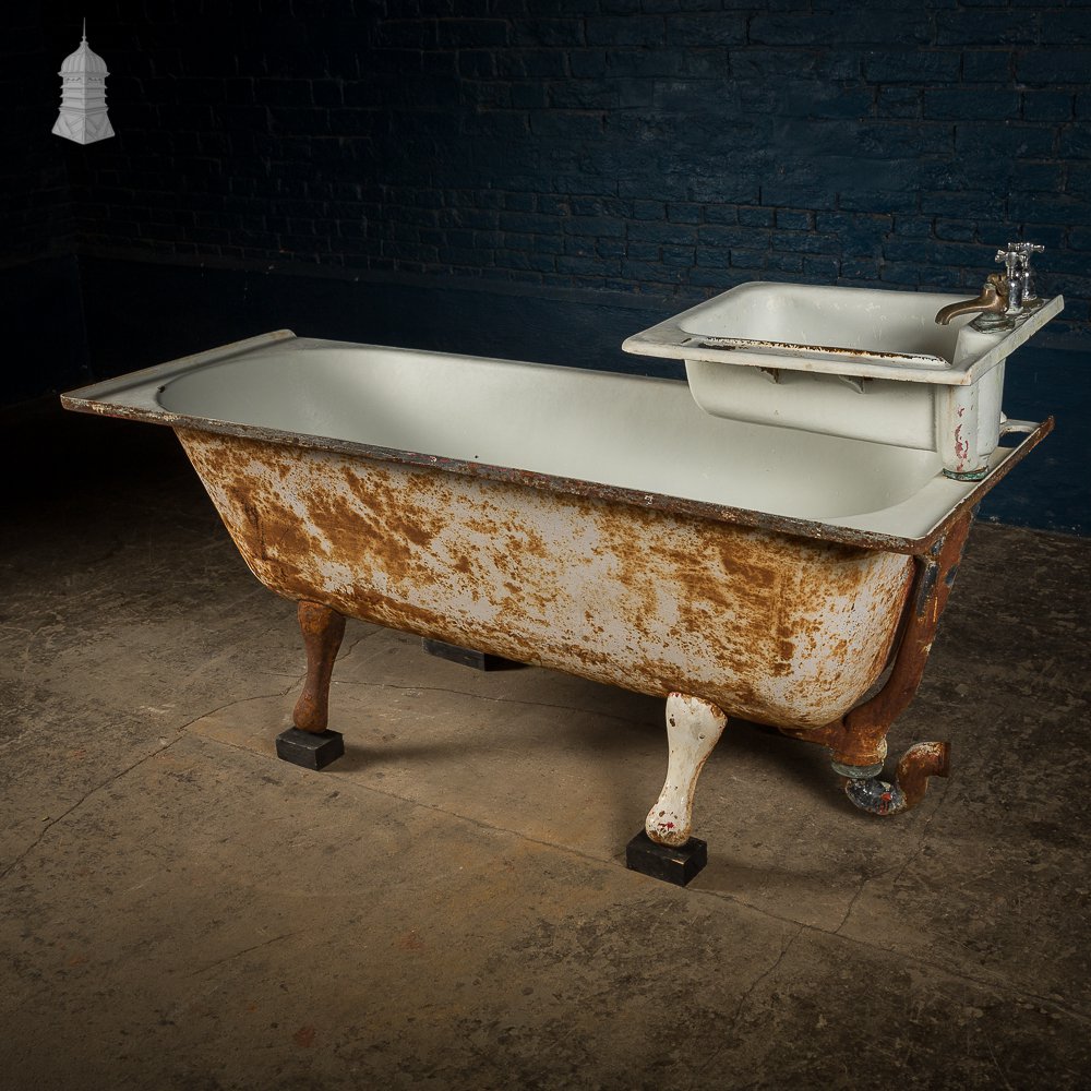 19th C Cast Iron Servants Bath with Integral Hand Basin