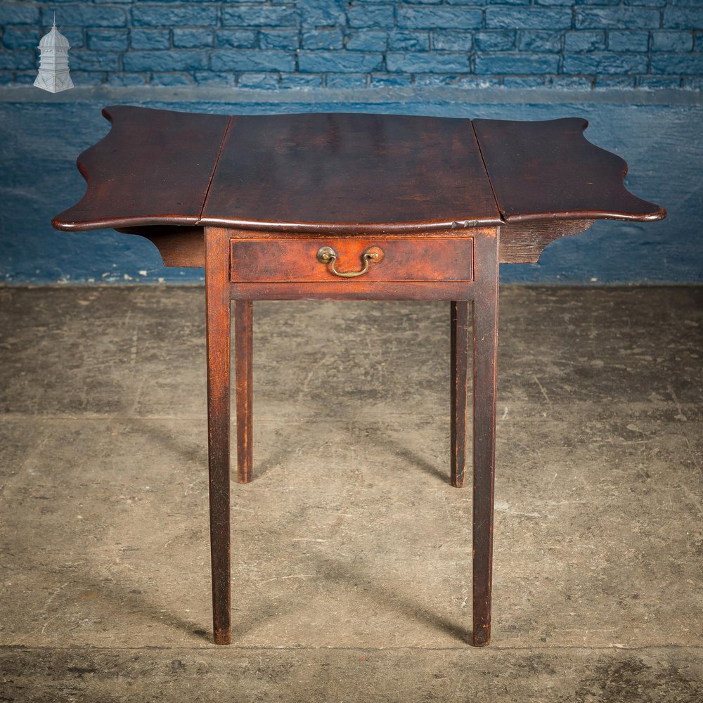 NR52821: Georgian Mahogany Butterfly Top Pembroke Table Circa 1770