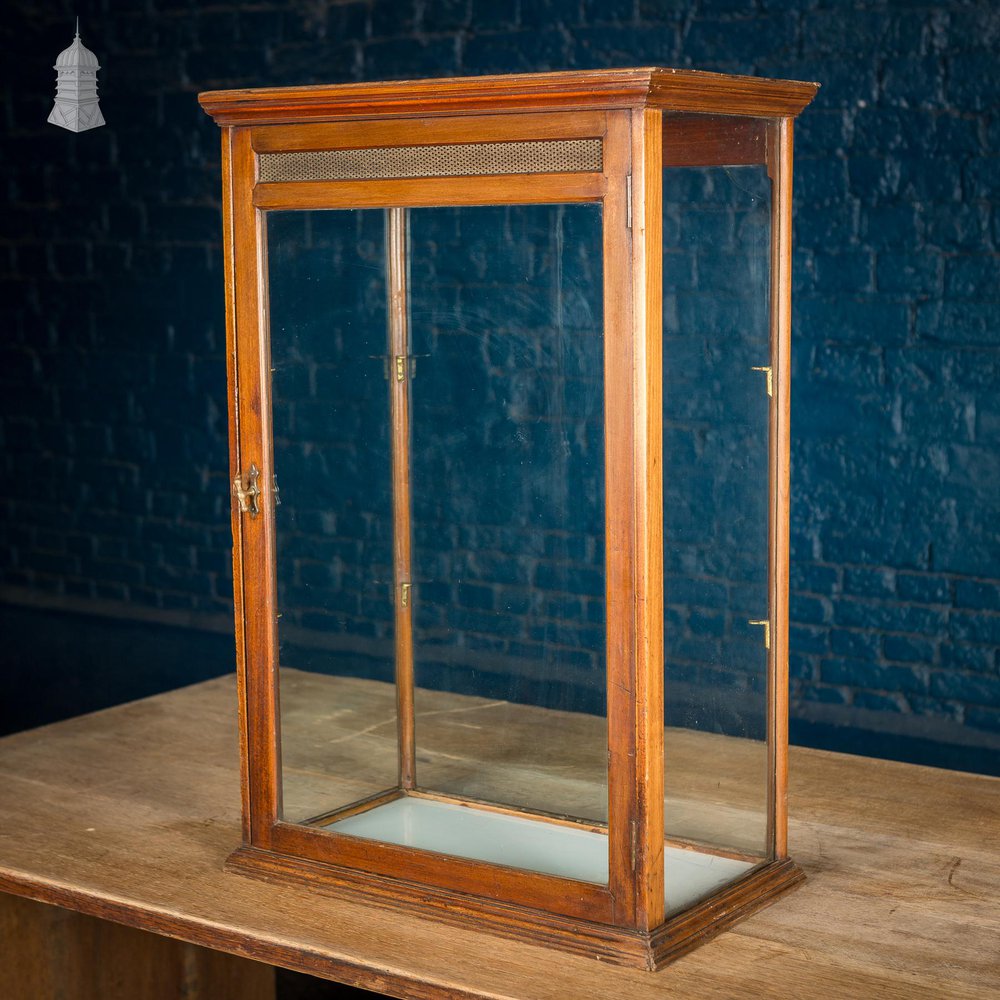 NR58721: 19th C Glazed Tabletop Display Cabinet