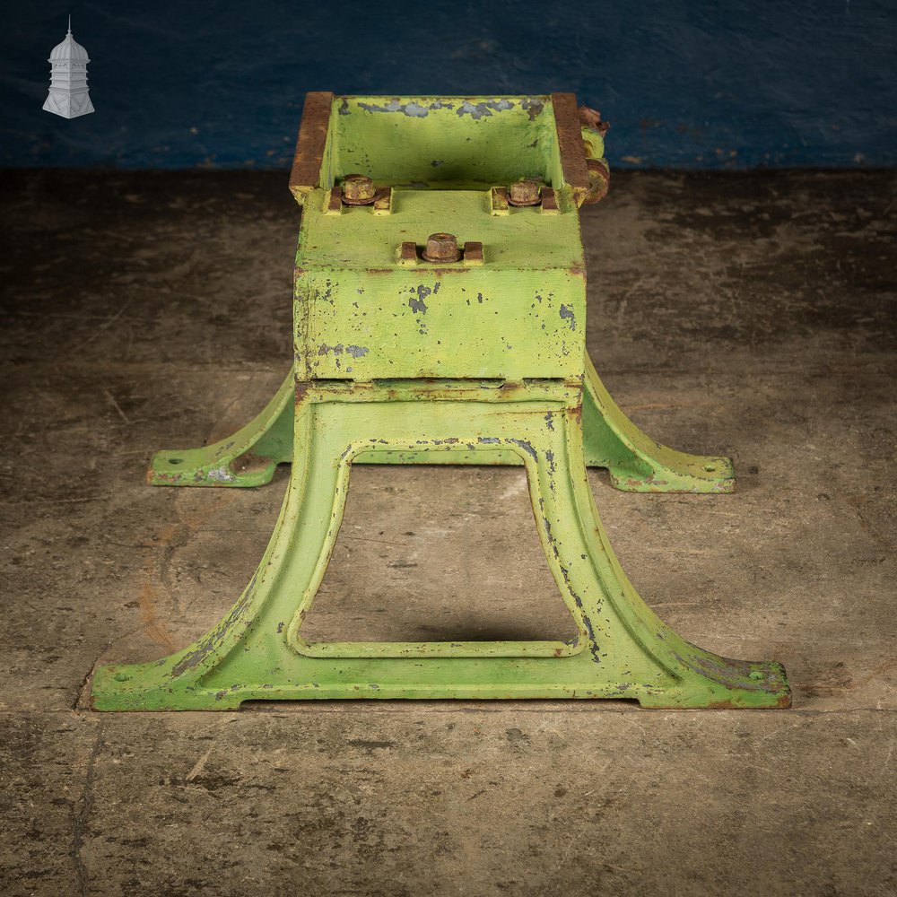 NR61521: Green Painted Industrial Machine Base