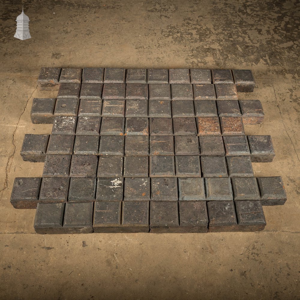 Reclaimed Stable Bricks, Staffordshire Blue Doubles, 122 Pavers