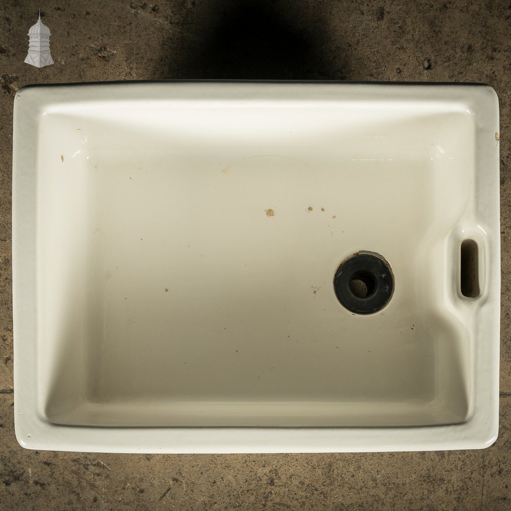 Reclaimed White Armitage Shanks Belfast Butler Sink