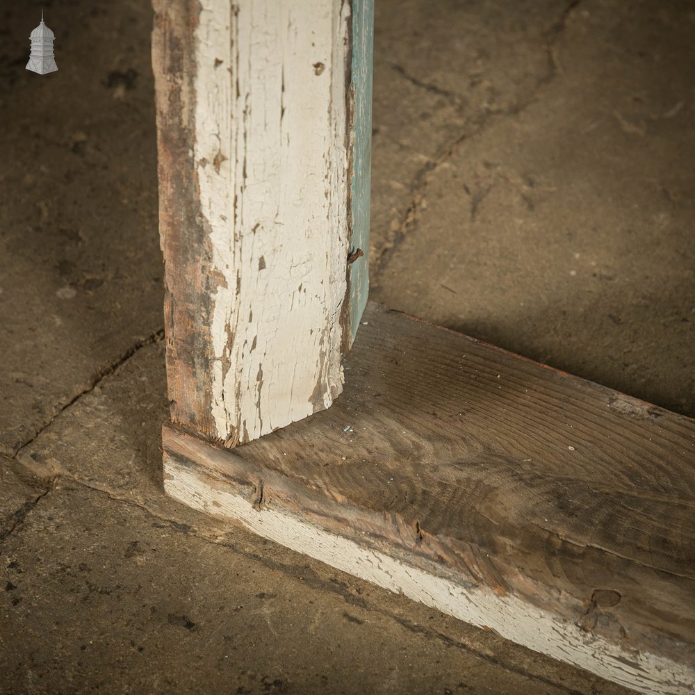 Arch Top Timber Window with Textured Glass