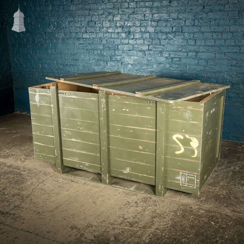 Large Green Painted Aircraft Parts Shipping Crate Reclaimed From a Norfolk RAF Base