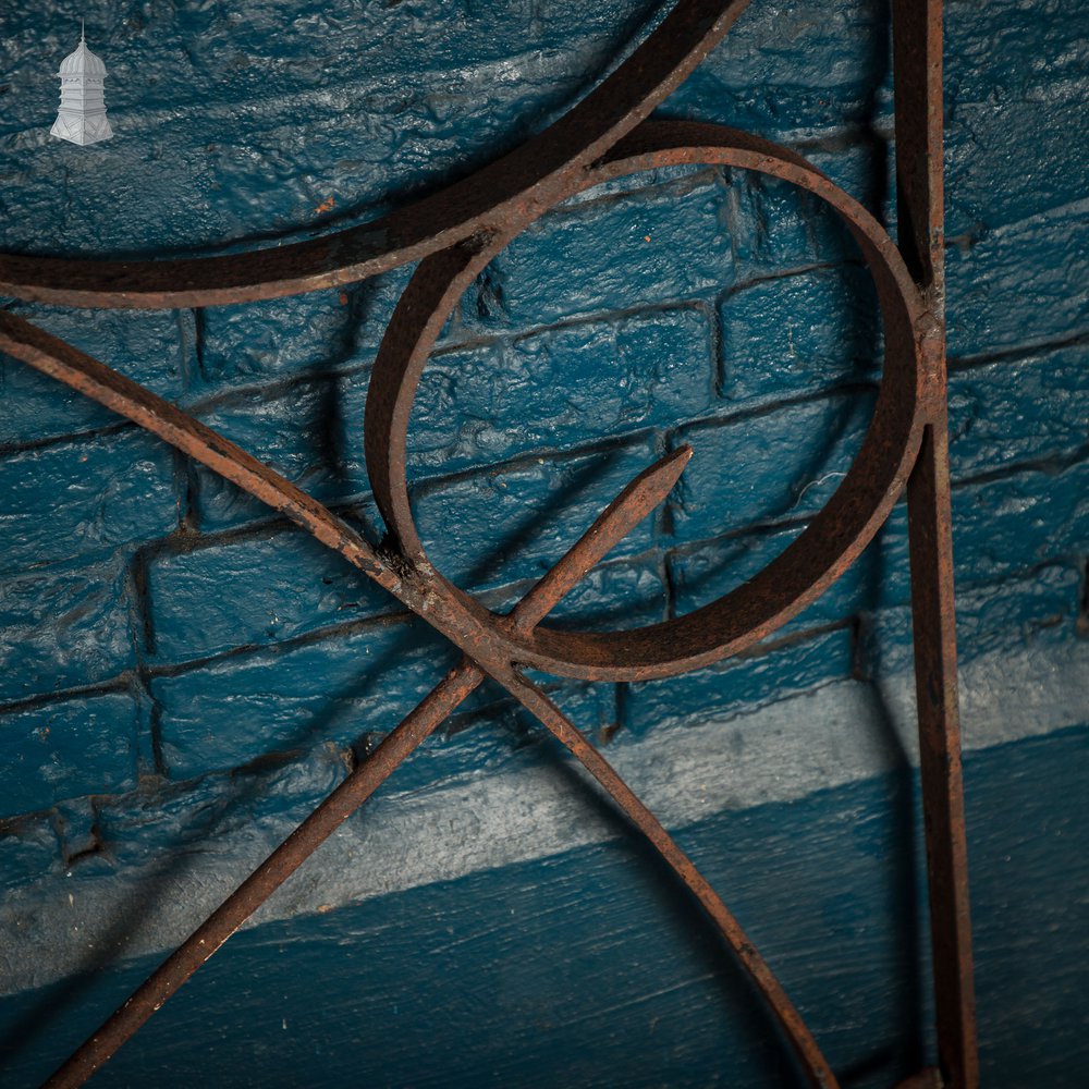 Sunburst Driveway Gates, Pair of Victorian Entrance Gates