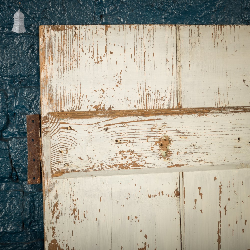 Plank & Ledge Door, White Painted Beadboard