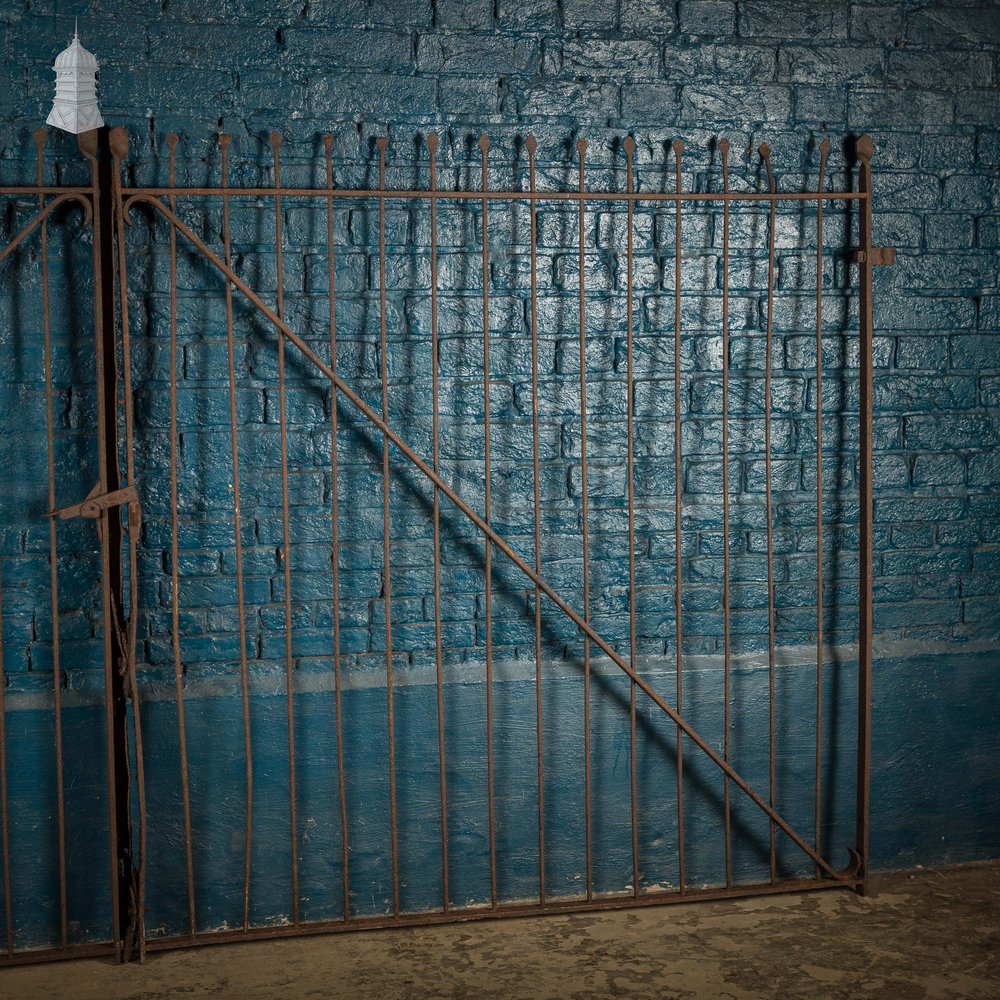 Traditional Driveway Gates, Wrought Iron, Spearhead Finials