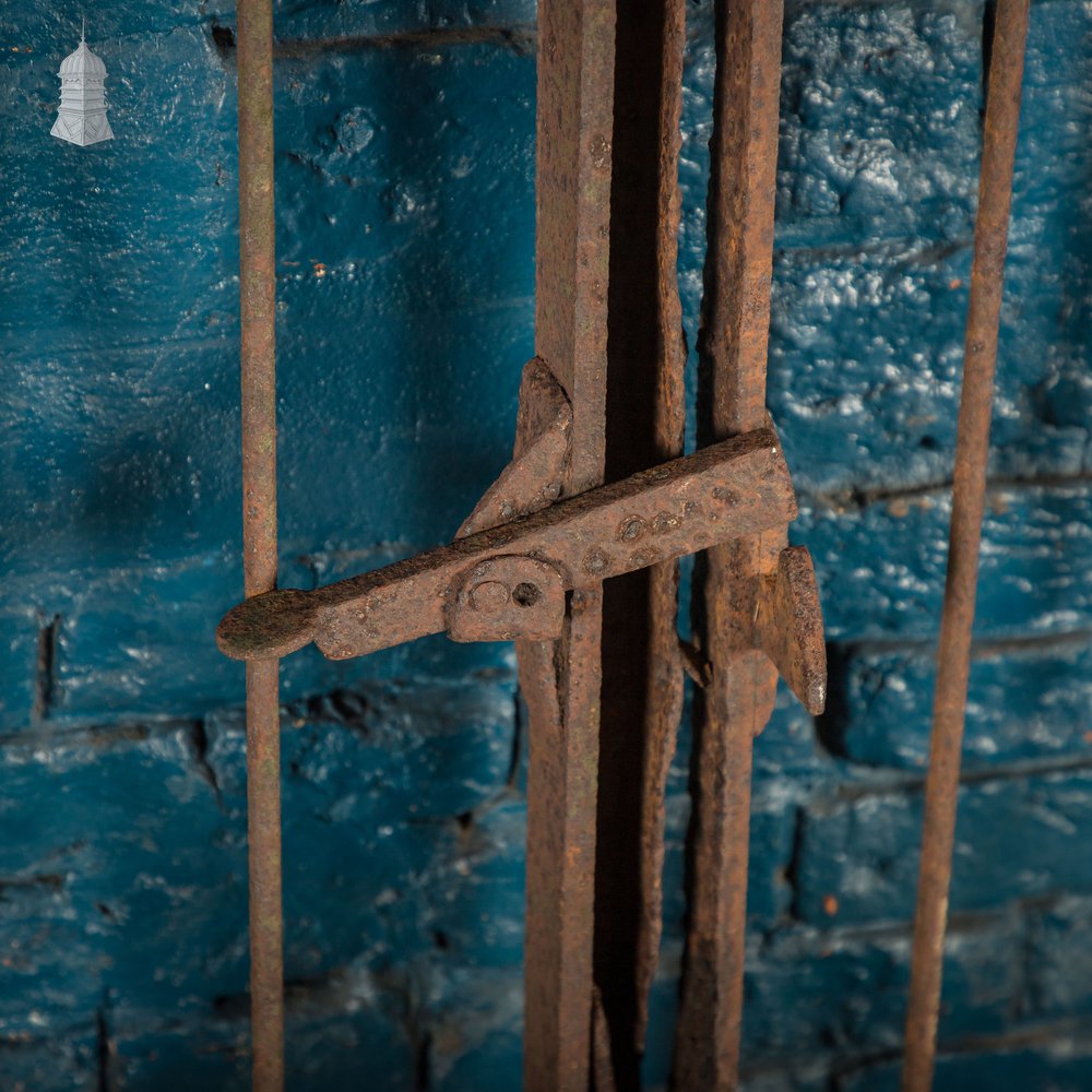 Traditional Driveway Gates, Wrought Iron, Spearhead Finials