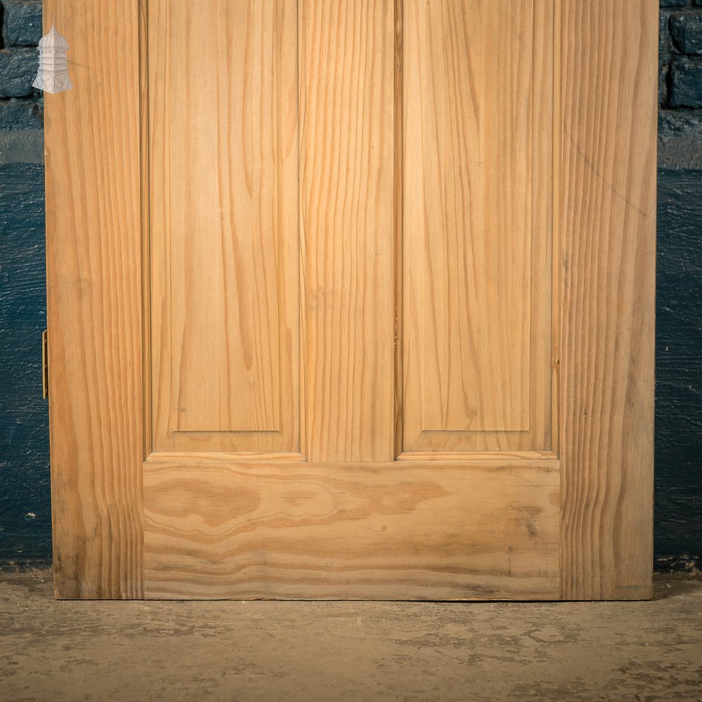 Reclaimed 4-Panel Pine Door