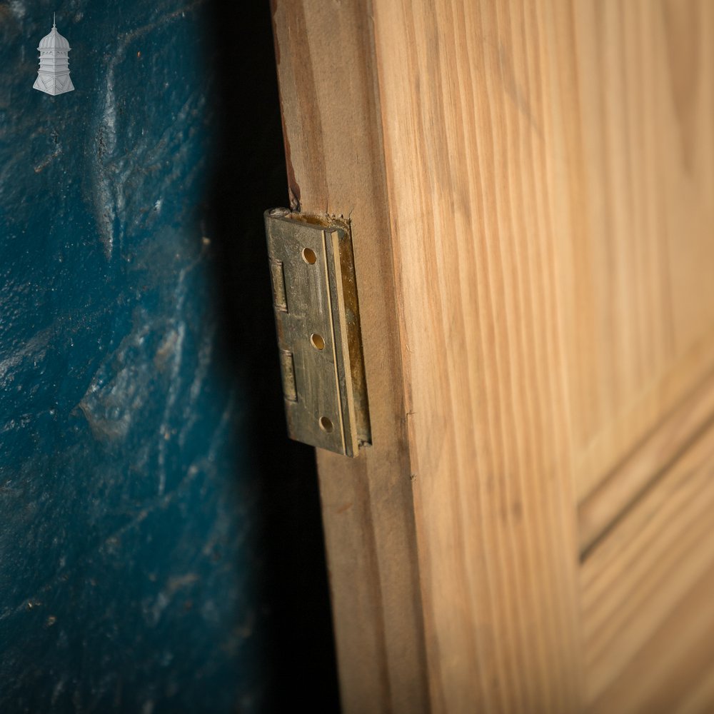 Reclaimed 4-Panel Pine Door