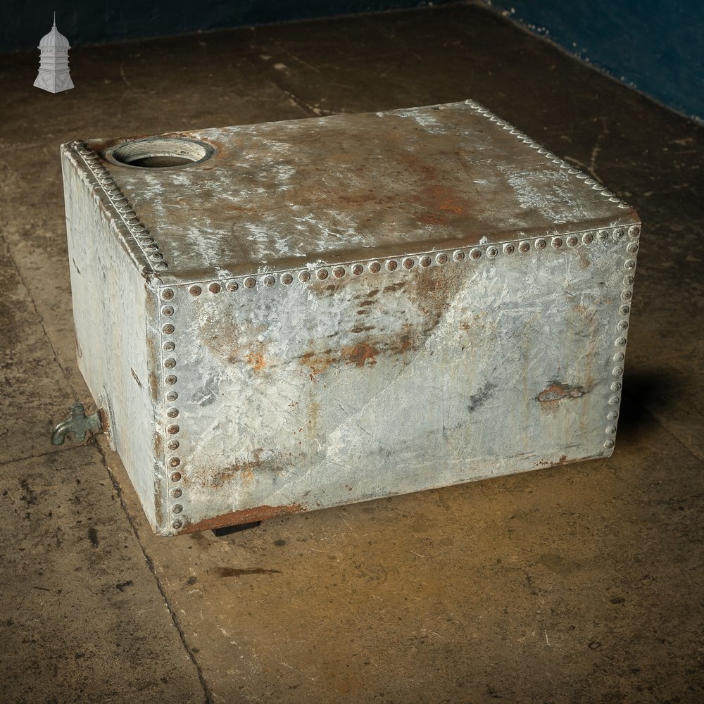 Riveted Galvanised Water Tank With Tap