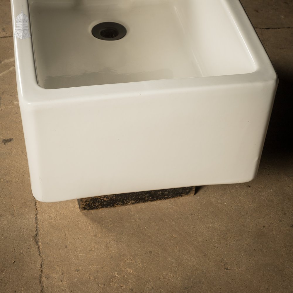 Armitage Shanks Butler Sink with Weir Overflow