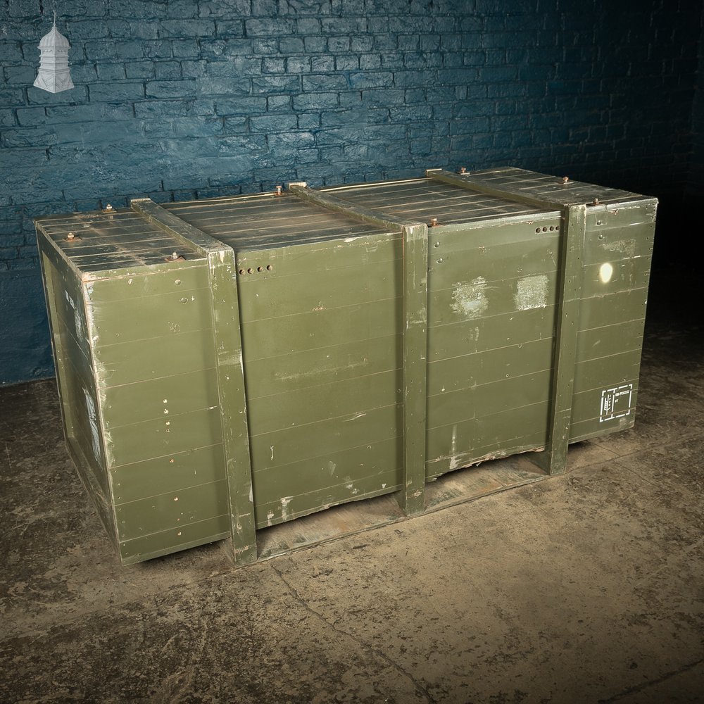 Large Green Painted Aircraft Parts Shipping Crate Reclaimed From a Norfolk RAF Base