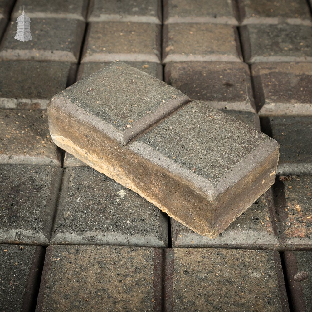 Reclaimed Stable Bricks, 270 Pavers, Staffordshire Blue Doubles