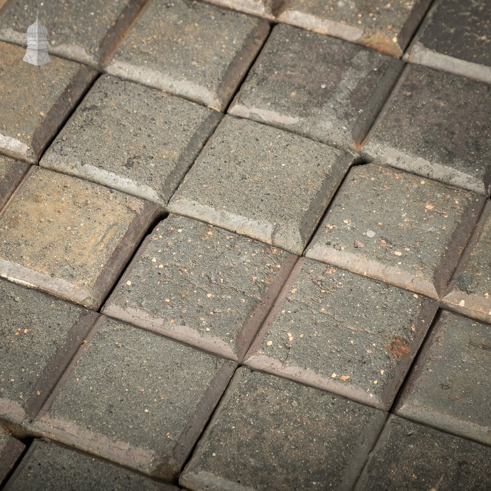 Reclaimed Stable Bricks, 810 Pavers, Staffordshire Blue Doubles