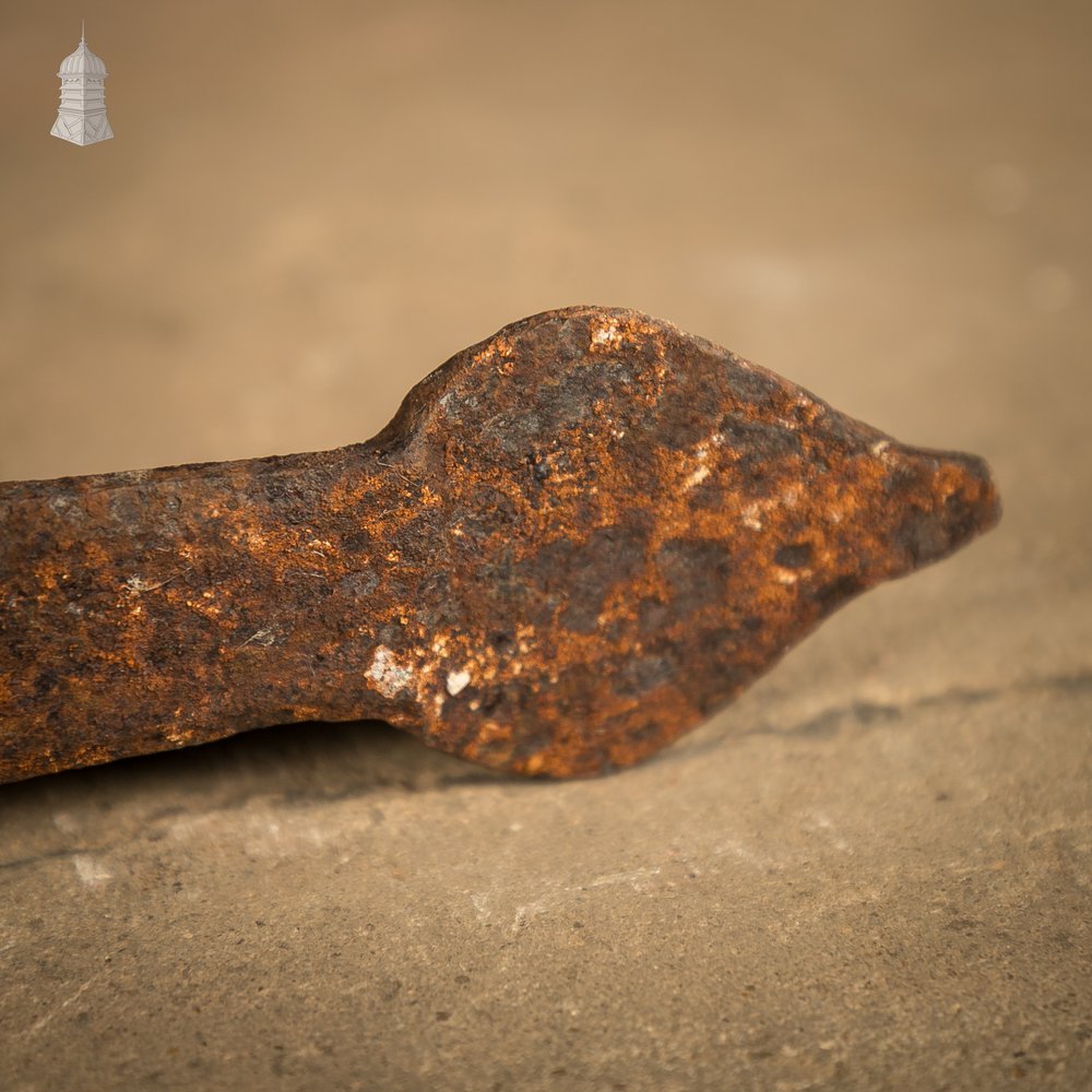 Spearhead Patress Plate and Fixing Arm.