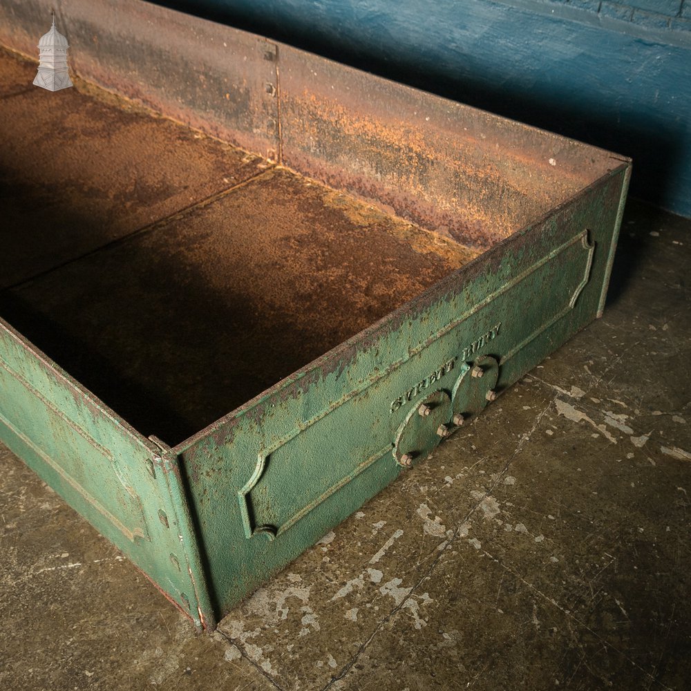 12 Foot Long 19th C Cast Iron Water Tank Trough Cistern - Syrett Bury