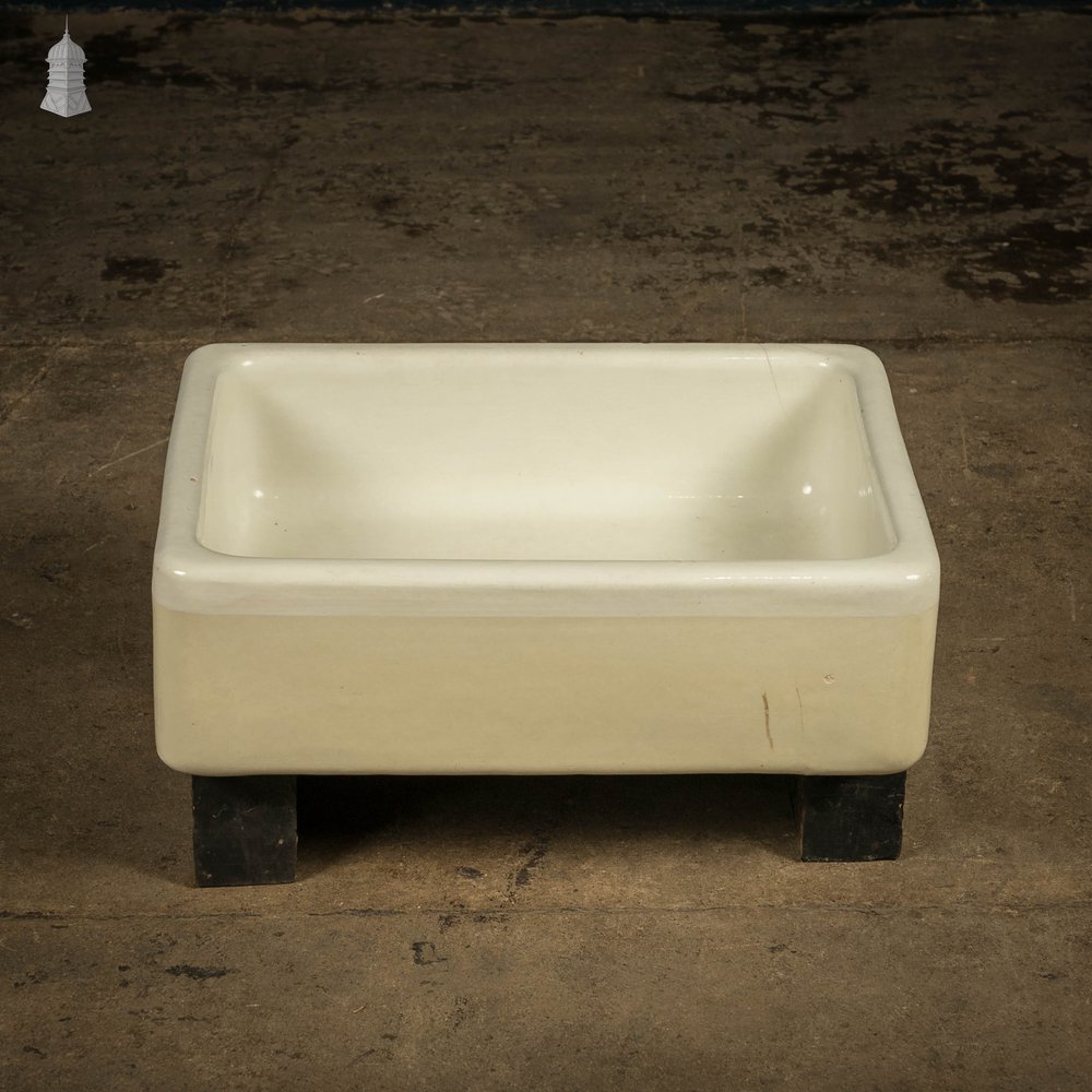 Cane and White Butler Sink