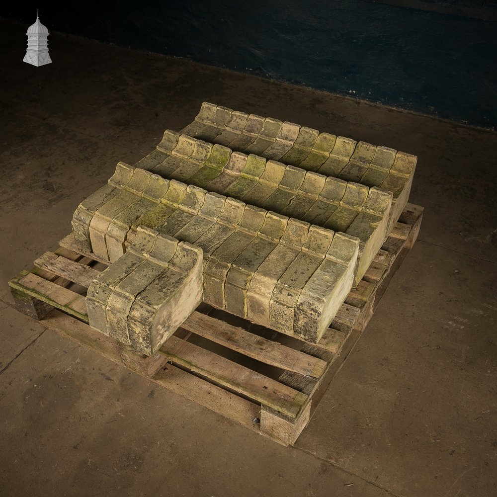 Buff Soldier Lintel Brick, Reclaimed Segmented Lintel