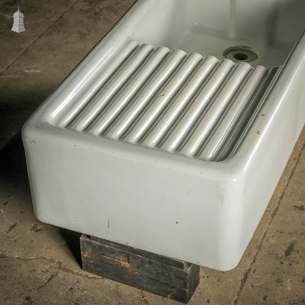 Belfast Drainer Sink White Butler Sink with Draining Board