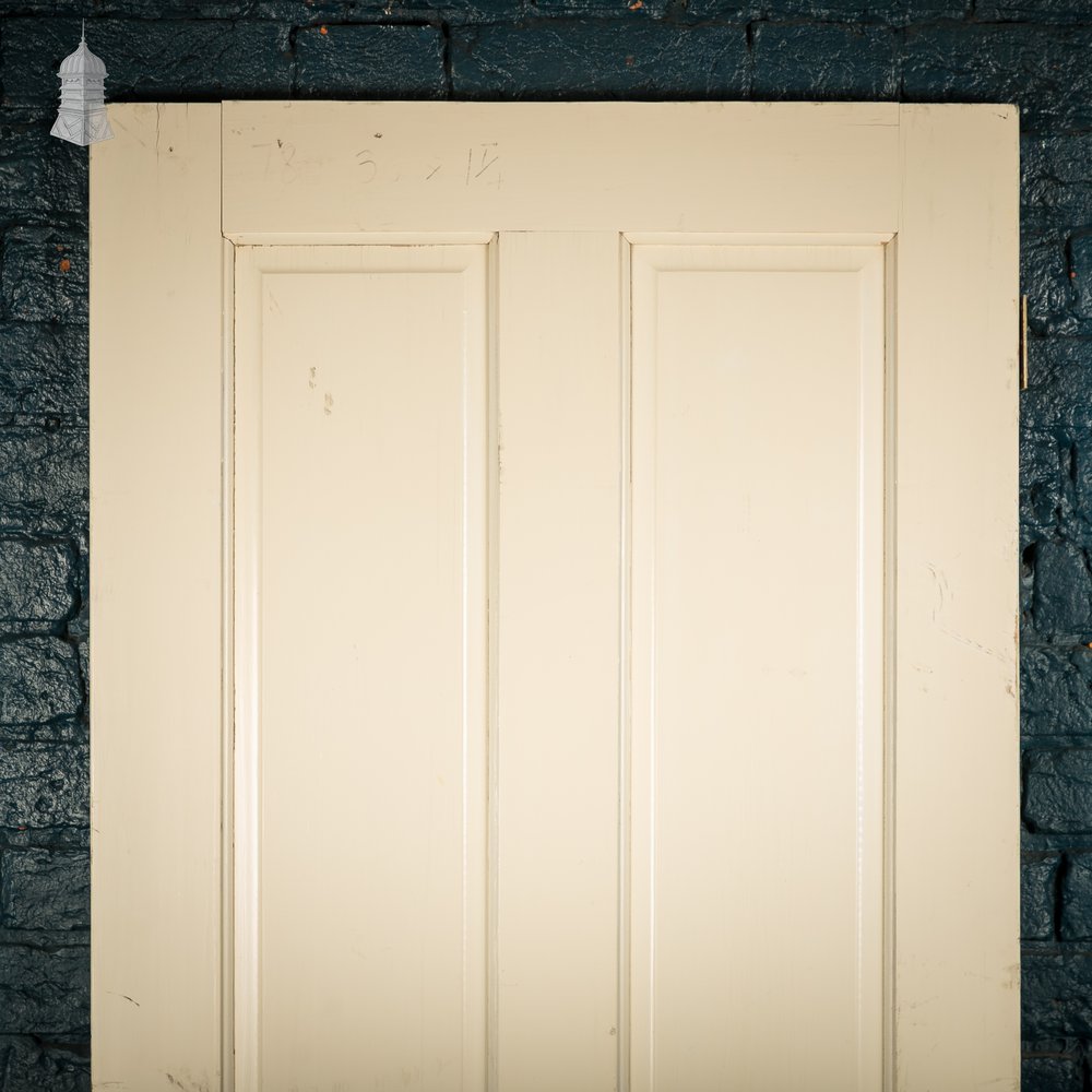 4-Panel Moulded Door, White Painted Finish