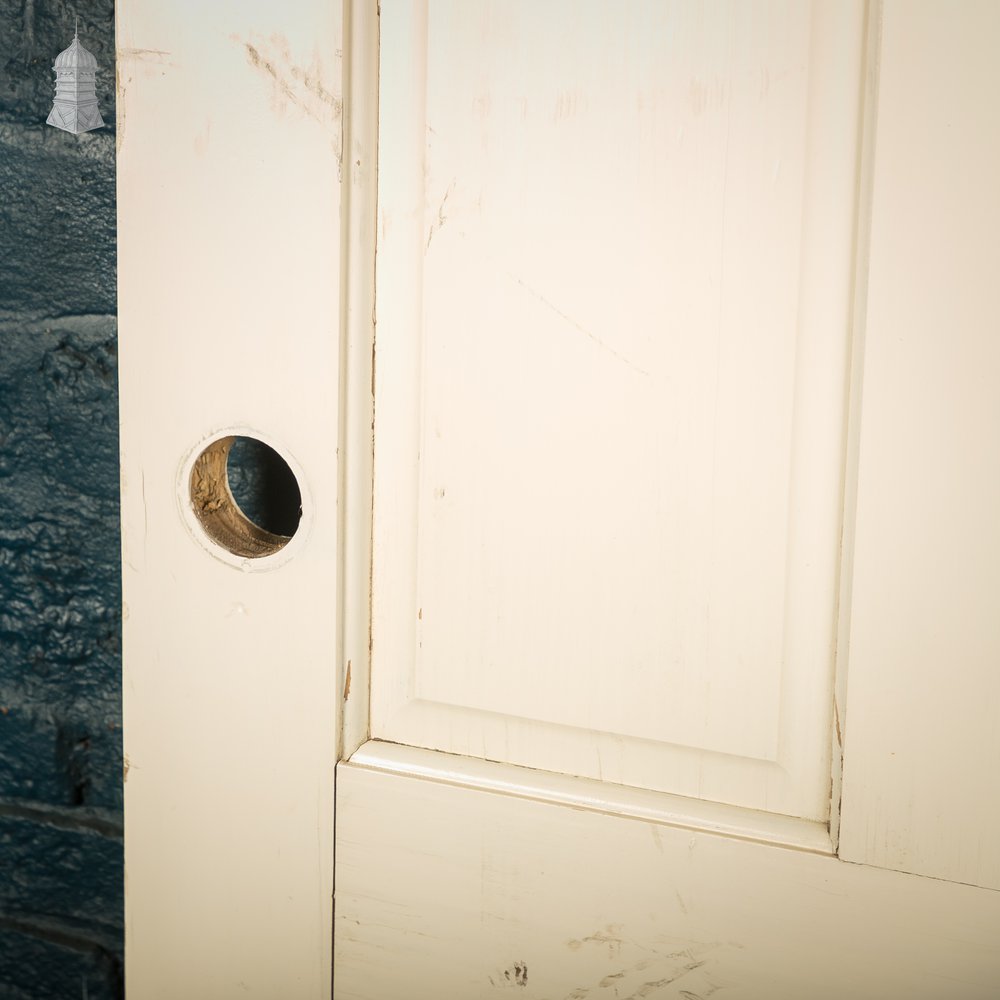 4-Panel Moulded Door, White Painted Finish