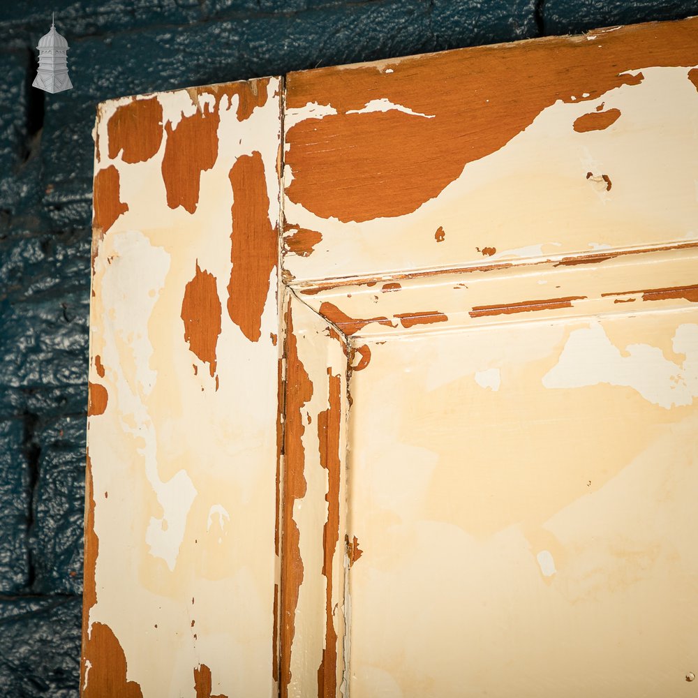 Moulded 6-Panel Door – White Painted Finish