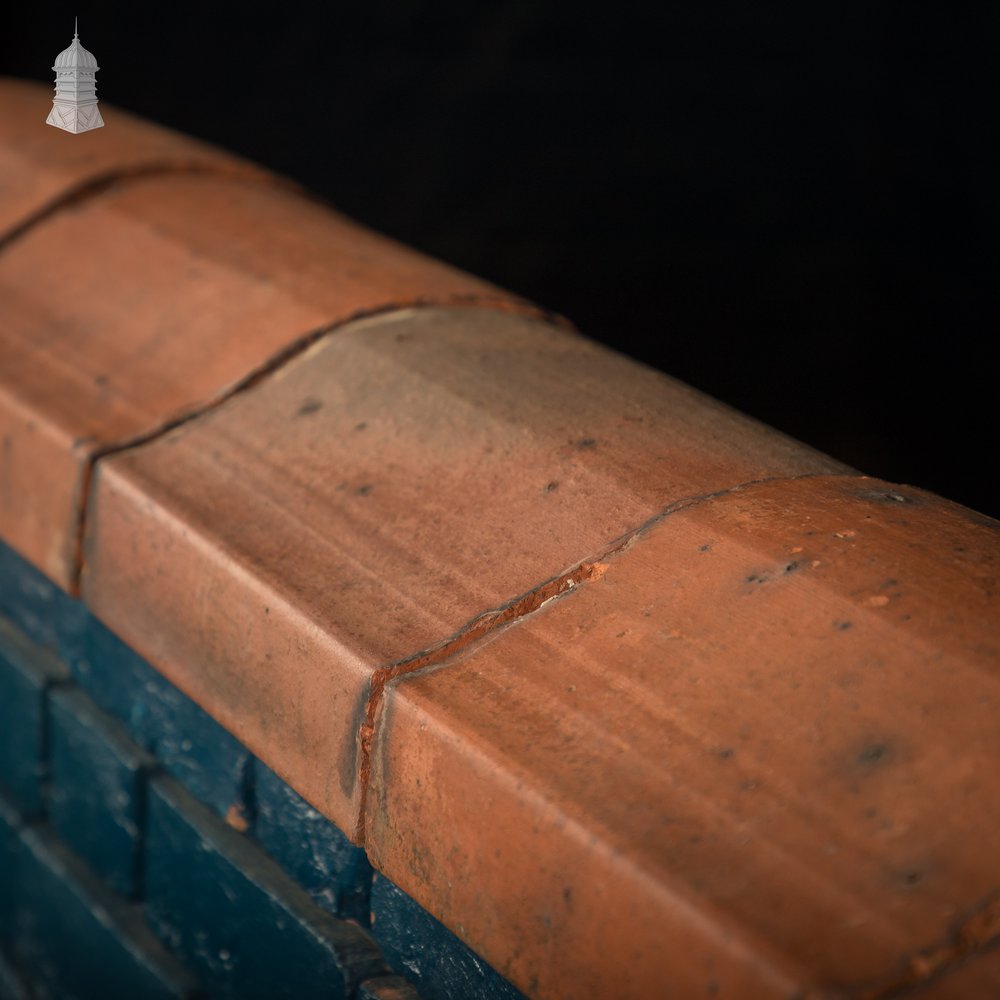 Bishop Hat Wall Copings, Terracotta a run of 1.5M