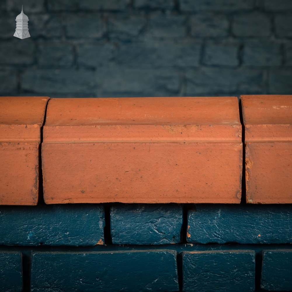 Terracotta Wall Coping, Bishop Hat Profile - A Run of 2.4M