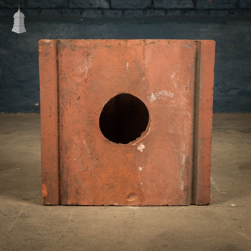 Terracotta Wall Coping, Bishop Hat Profile - A Run of 2.4M