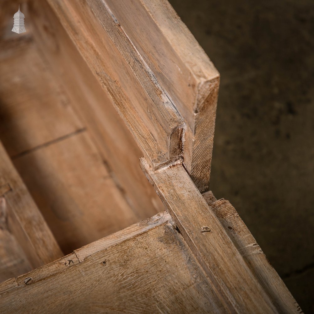 Carpenters Toolbox, Pine with Distressed Paint Finish