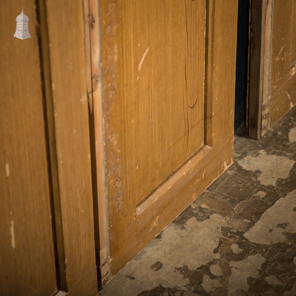 Pine Panelling,  Faux Woodgrain, 2 Panel - A Run of 33M