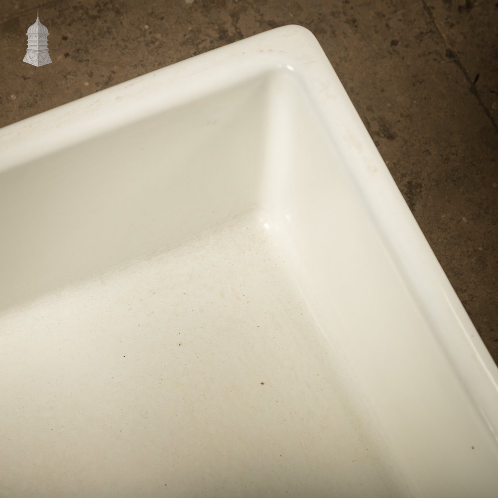 4ft x 2ft Belfast Sink with Weir Overflow, Large Ceramic Sink