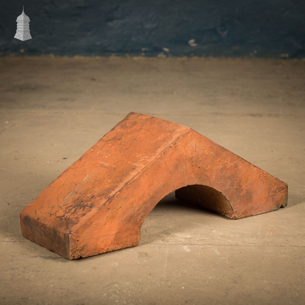Red Saddleback Coping, Reclaimed Wall Copings - A Run of 5.5M