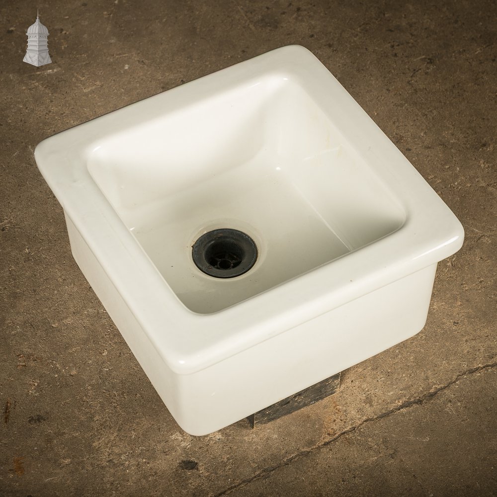 Royal Doulton Butler Sink, Small Vintage Sink