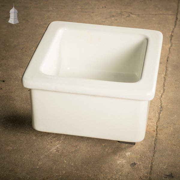 Royal Doulton Butler Sink, Small Vintage Sink