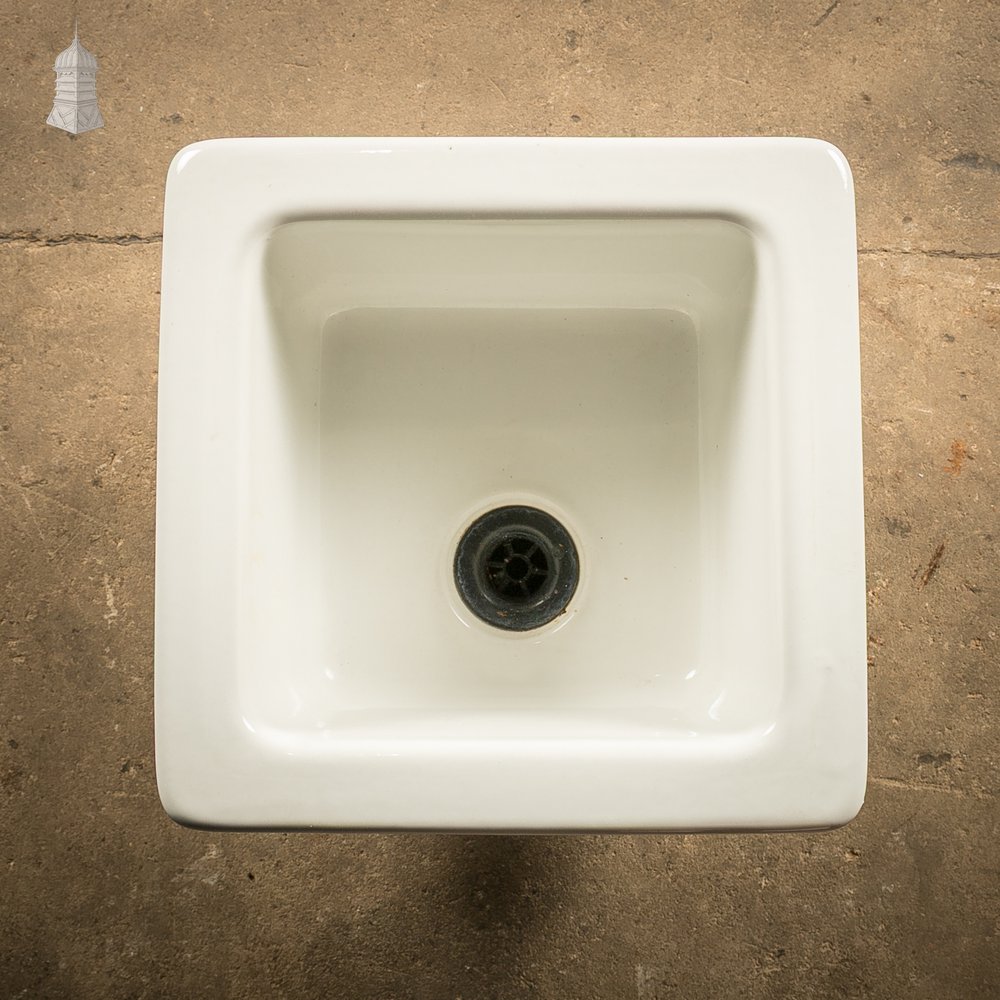 Royal Doulton Butler Sink, Small Vintage Sink