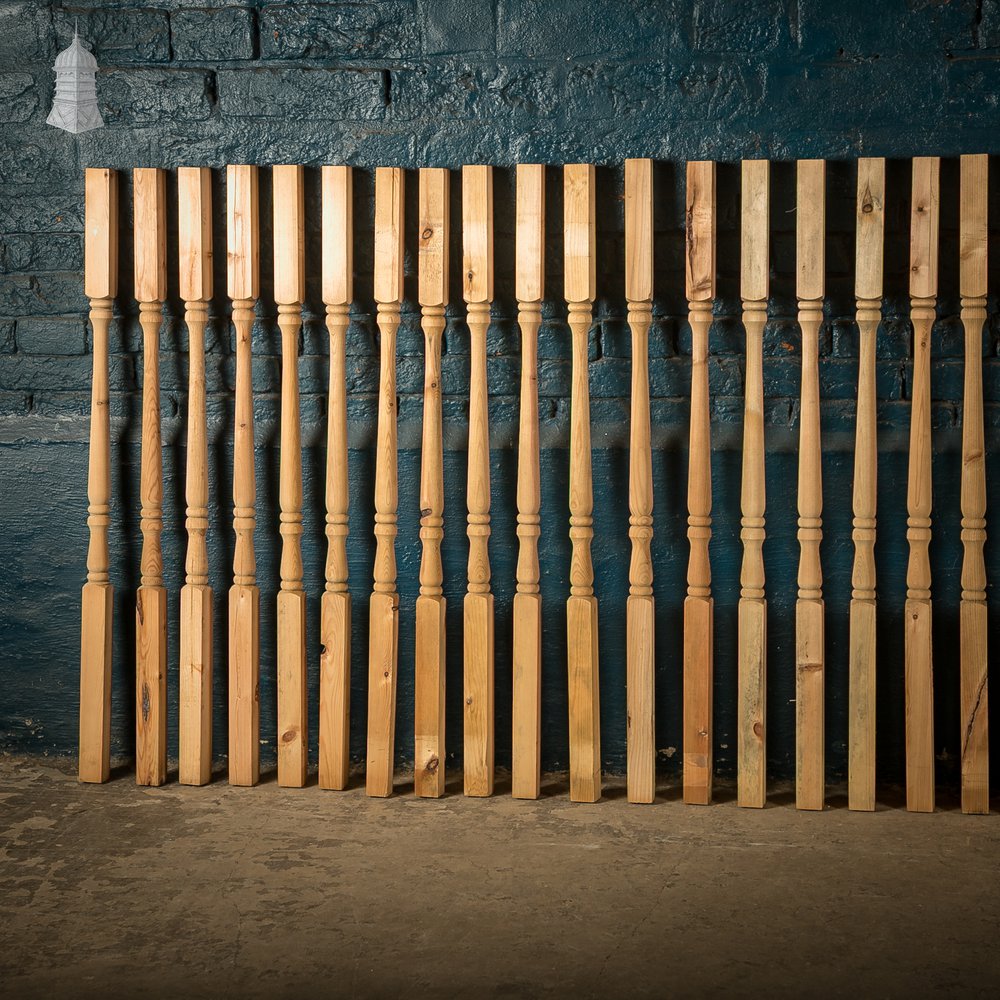 35 Turned Timber Staircase Spindles / Balusters