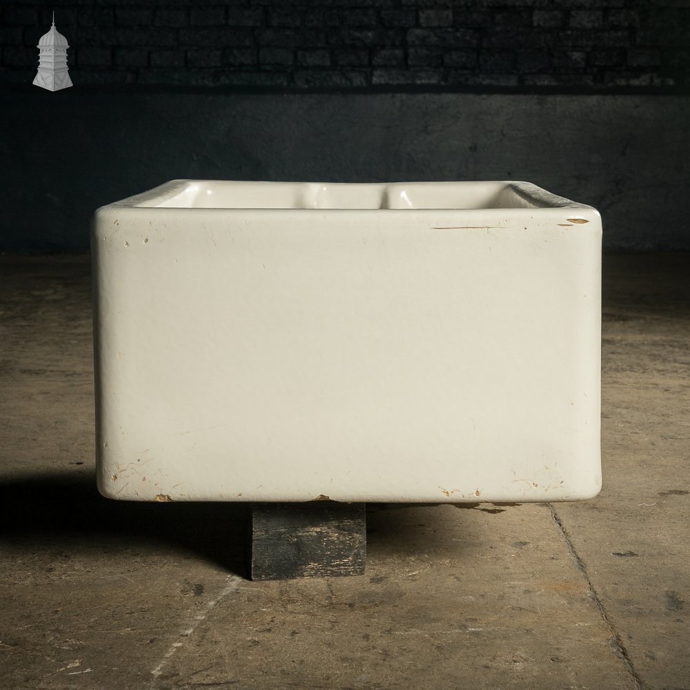 Belfast Butler Sink, Made by Twyfords with White Glazed Finish