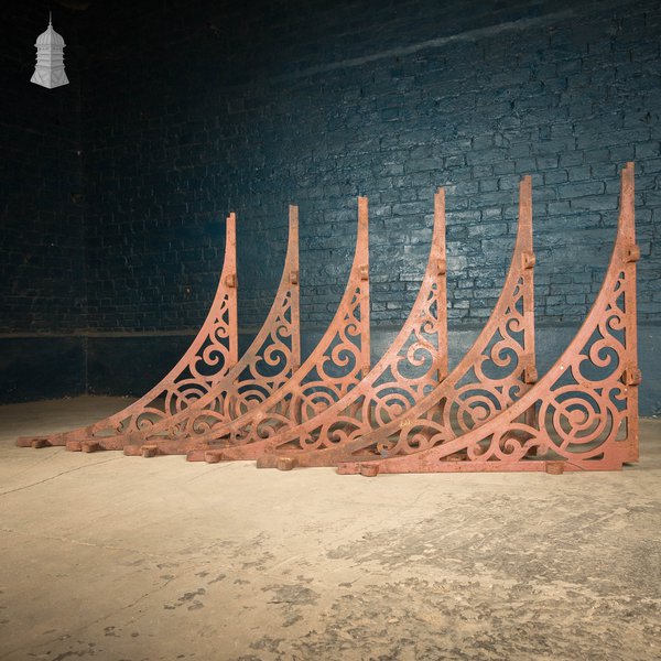 Cast Iron Lrackets,  Victorian 90-degree