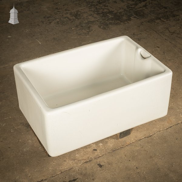 Belfast Scullery Sink with Integral Weir Overflow