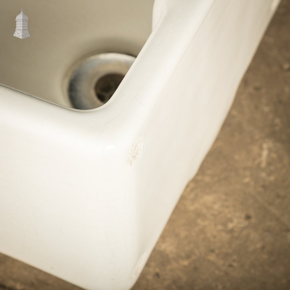Belfast Scullery Sink with Integral Weir Overflow