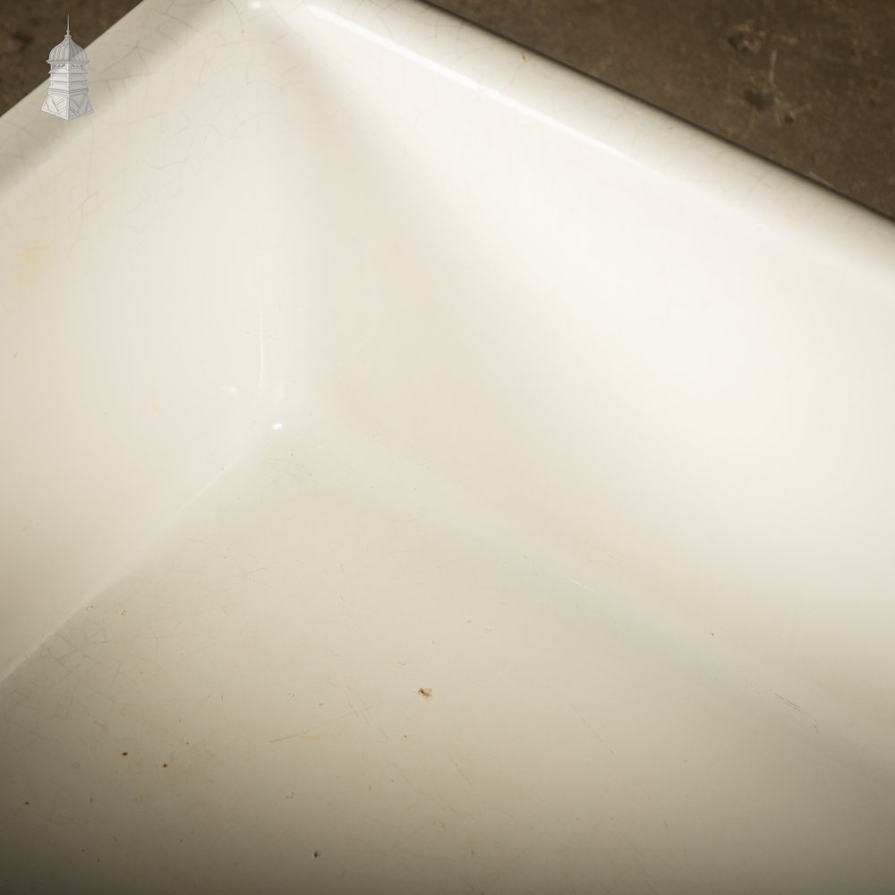 Belfast Scullery Sink with Integral Weir Overflow