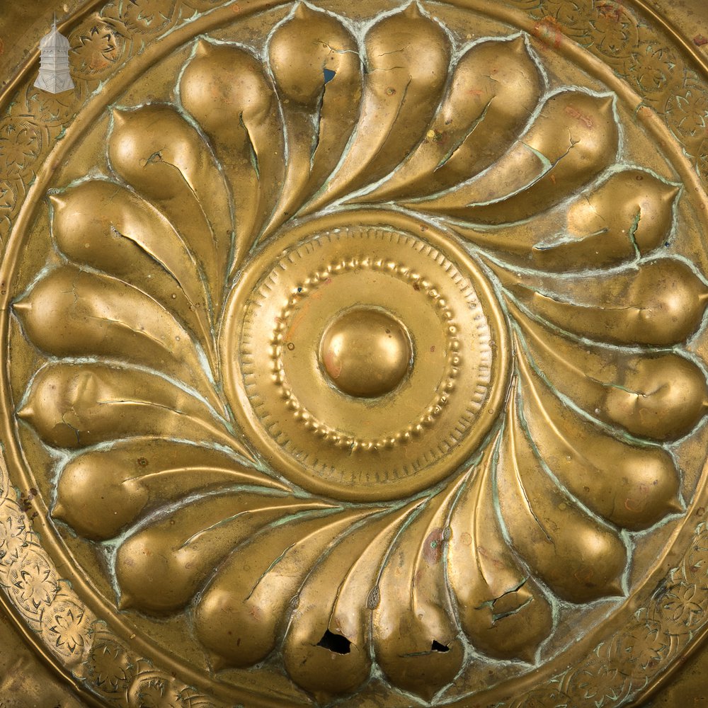 Nuremberg Alms Dish, 17th C Brass, Raised Scalloped Centre and Rolled Rim